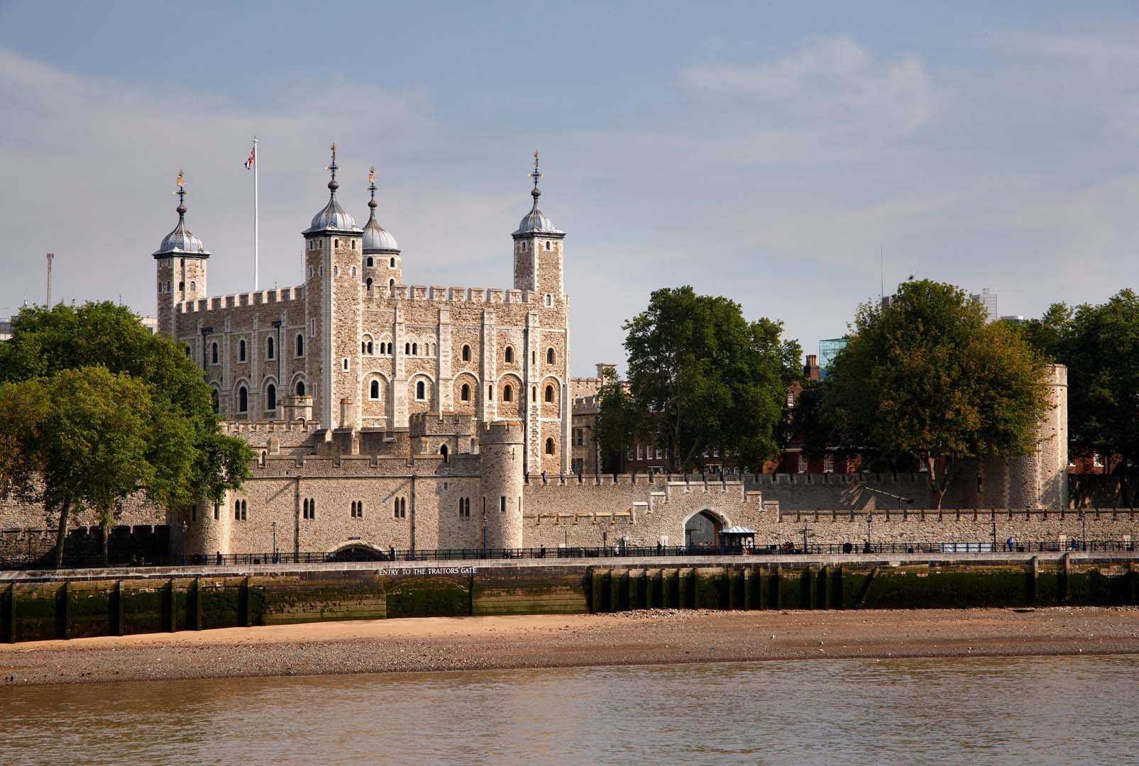 Tower of London & St Paul’s Cathedral: Guided Tour + Thames Cruise - Photo 1 of 6